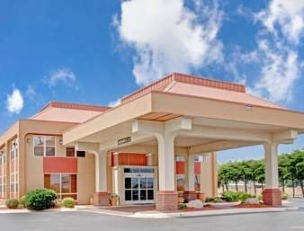 Hotel Ramada By Wyndham West Memphis Exterior foto